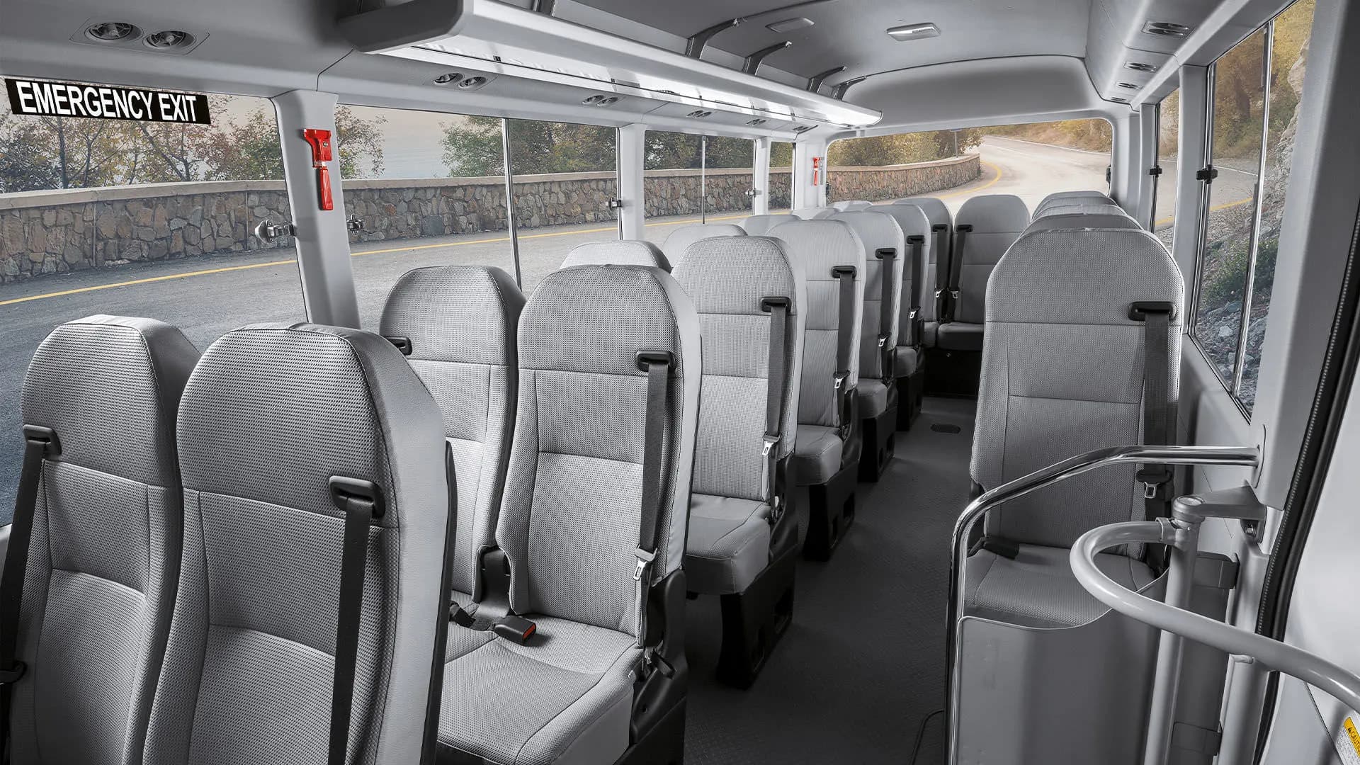 New Toyota Coaster — photo 5 of 8